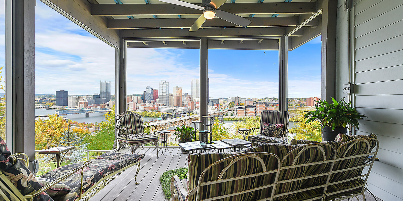 home porch with overlooking of the city view